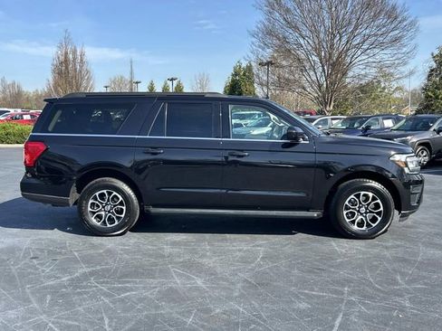 Used 2024 Ford Expedition Max XLT image 3