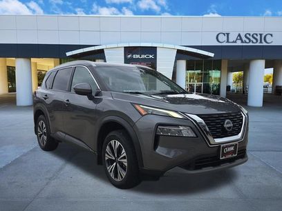 Used 2022 Nissan Rogue SV w/ SV Premium Package
