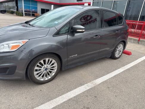 Used 2017 Ford C-MAX SE w/ Equipment Group 201A FWD image 1