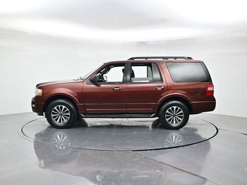Used 2017 Ford Expedition XLT AWD/4WD image 8