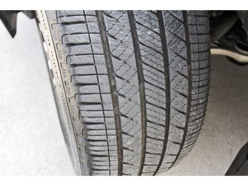 Used 2025 Nissan Pathfinder Platinum w/ Cargo Package image 30