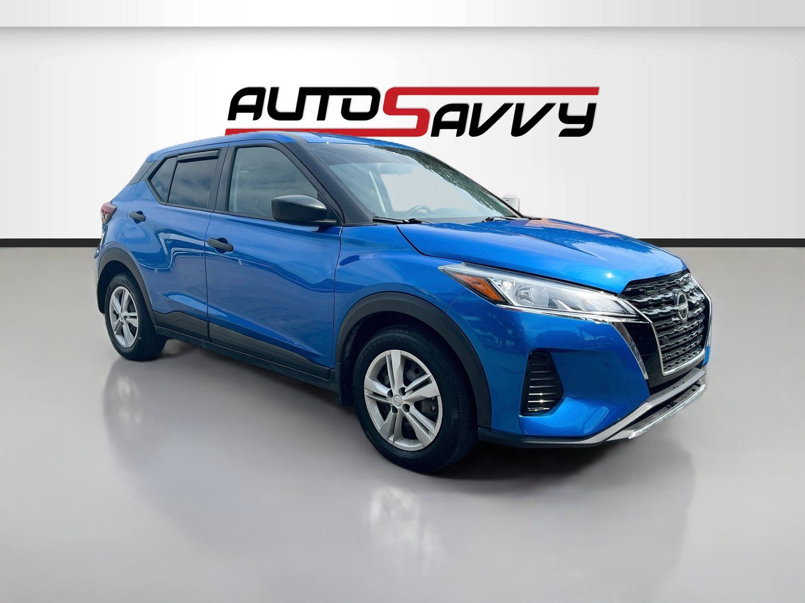Used 2023 Nissan Kicks S FWD image 8