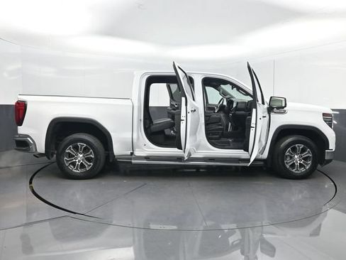 Used 2024 GMC Sierra 1500 SLT RWD image 36