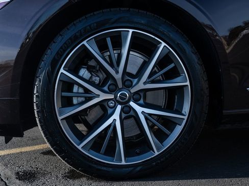 Used 2020 Volvo V90 T6 Inscription image 8