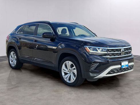 Certified 2021 Volkswagen Atlas Cross Sport SEL AWD/4WD image 3
