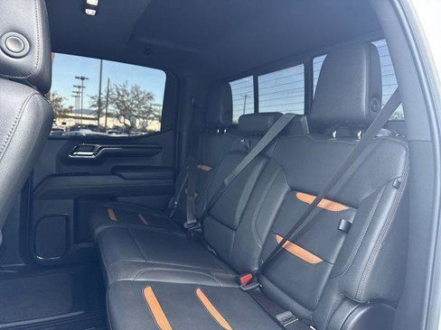 Used 2024 GMC Sierra 1500 AT4 w/ Technology Package image 29