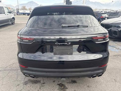 Used 2020 Porsche Cayenne S image 7