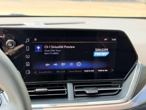 Used 2026 Chevrolet Trax ACTIV w/ Sunroof Package FWD image 13