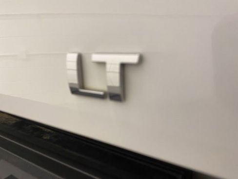 Used 2018 Chevrolet Silverado 1500 LT w/ All Star Edition image 30