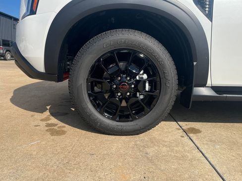 New 2026 Nissan Armada PRO-4X w/ Captain's Chari Seat Package image 26