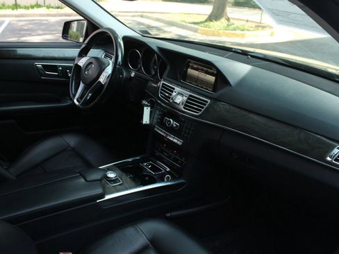 Used 2014 Mercedes-Benz E 350 Sedan image 26