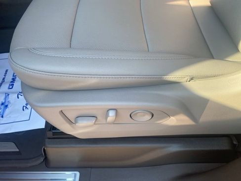 New 2026 GMC Sierra 1500 SLT w/ SLT Premium Plus Package image 18