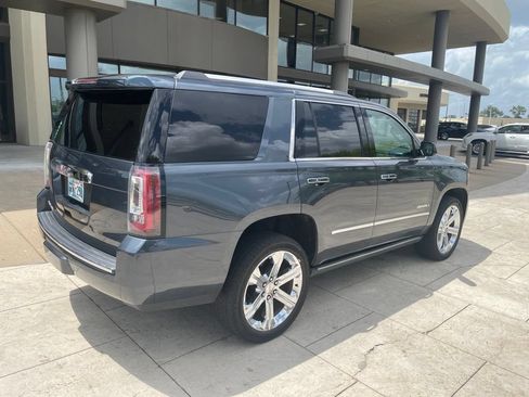 Used 2019 GMC Yukon Denali w/ Denali Ultimate Package AWD/4WD image 3
