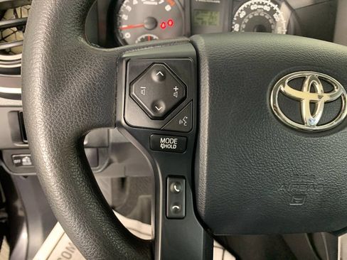 Used 2016 Toyota Tacoma SR RWD image 16