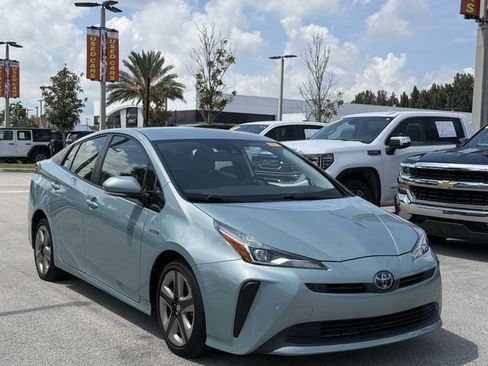 Used 2019 Toyota Prius Limited FWD image 4