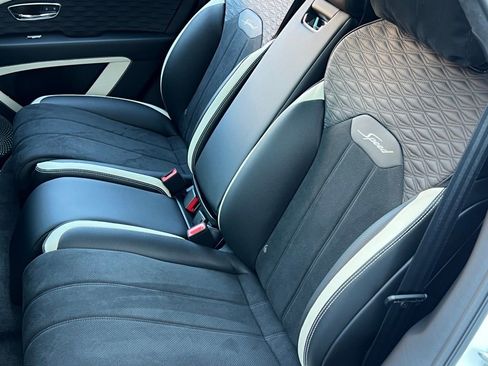 New 2026 Bentley Bentayga Speed AWD/4WD image 16