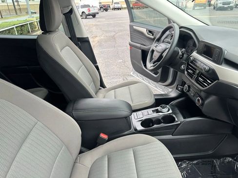Used 2022 Ford Escape S FWD image 22