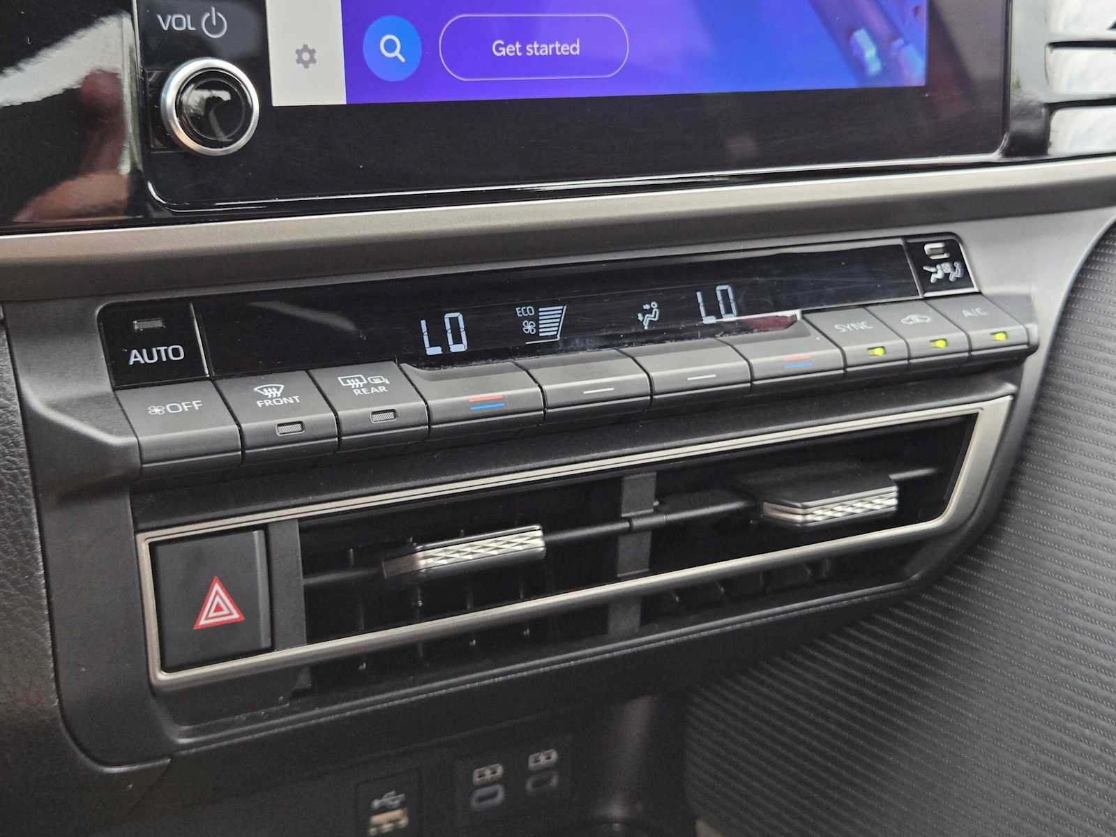 Certified 2025 Toyota Camry SE FWD image 30