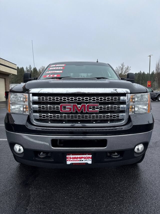Used 2014 GMC Sierra 2500 SLT AWD/4WD image 2