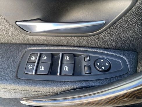 Used 2017 BMW 330i Gran Turismo xDrive 330 Gran Turismo i xDrive image 32