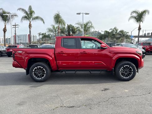 New 2025 Toyota Tacoma TRD Sport image 6