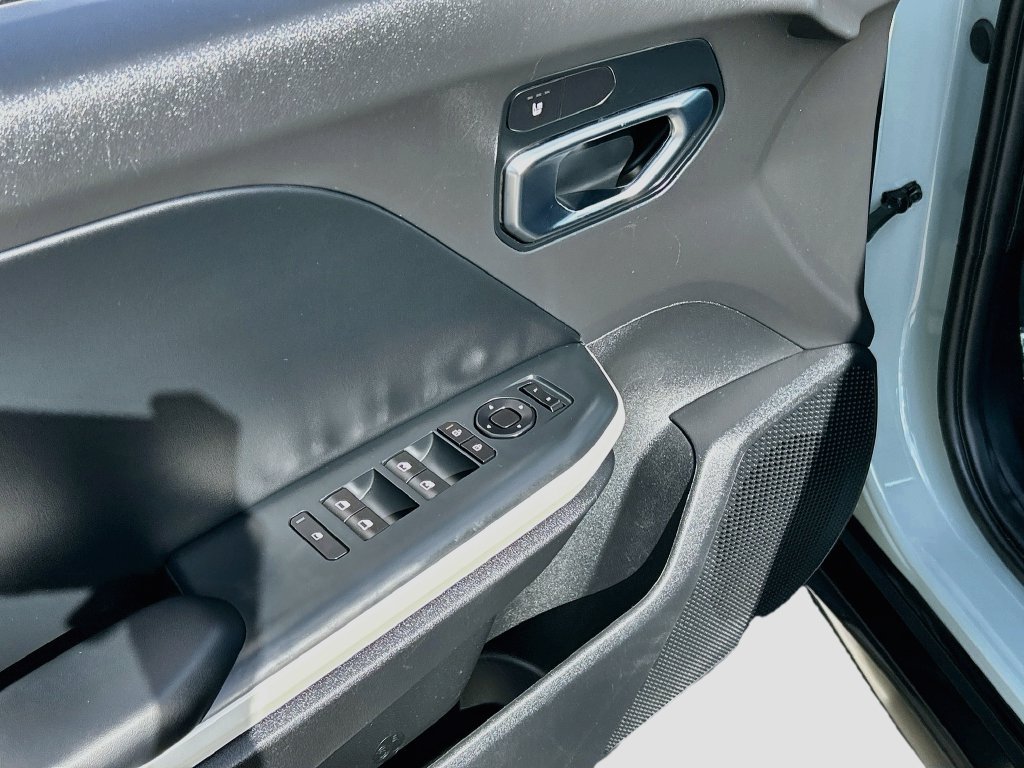 Used 2025 Kia K4 GT-Line w/ GT-Line Sunroof Package FWD image 18