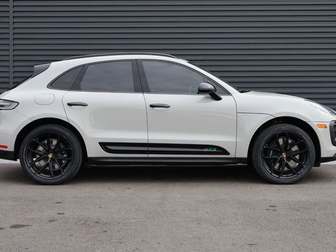 Certified 2022 Porsche Macan GTS image 9