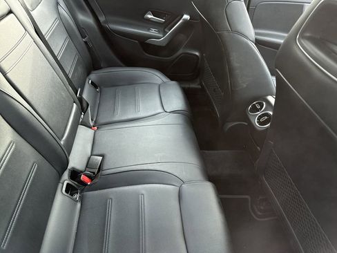 Used 2020 Mercedes-Benz CLA 250 image 17