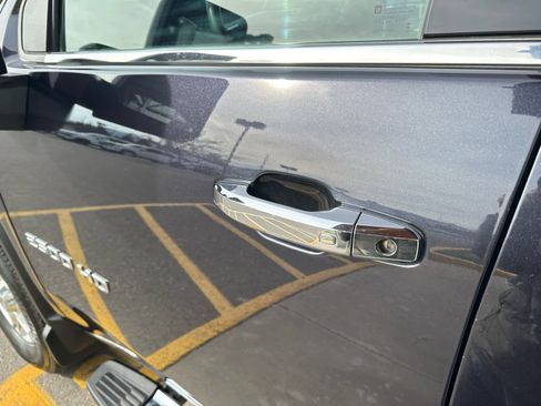 Used 2024 Chevrolet Silverado 2500 LTZ image 10