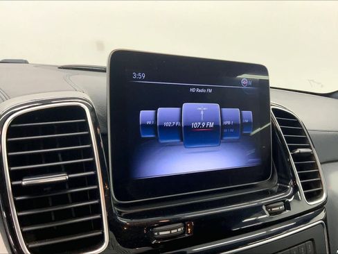 Used 2019 Mercedes-Benz GLS 450 4MATIC image 23