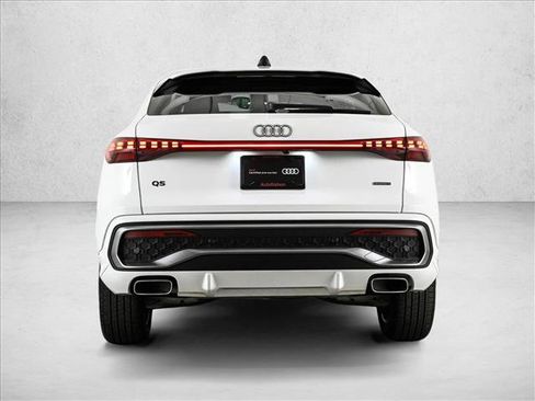 Certified 2025 Audi Q5 Premium w/ Convenience Package AWD/4WD image 7
