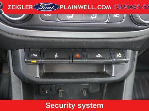 Used 2022 Chevrolet Colorado LT w/ Fleet Safety Package RWD image 11