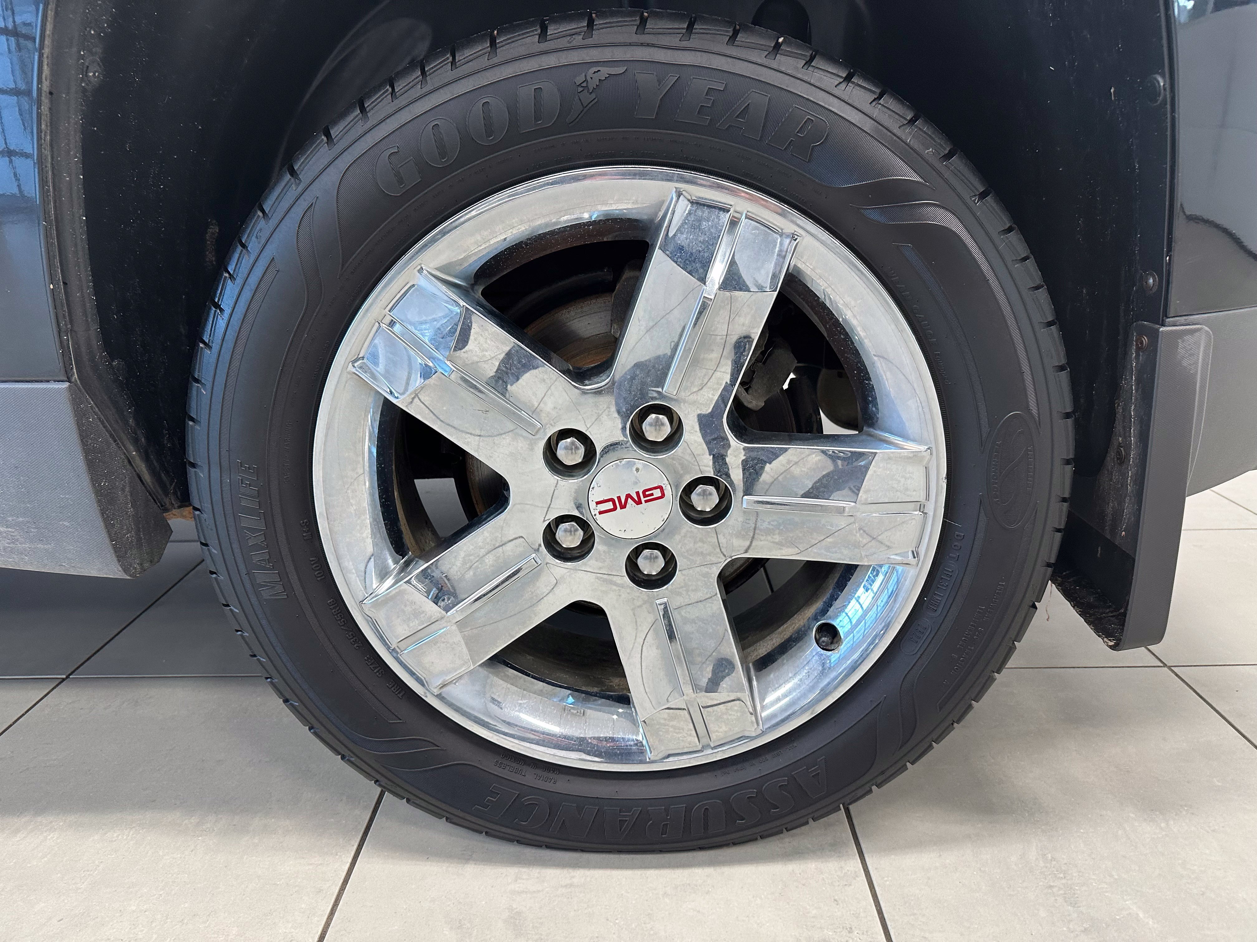 Used 2013 GMC Terrain SLT AWD/4WD image 8