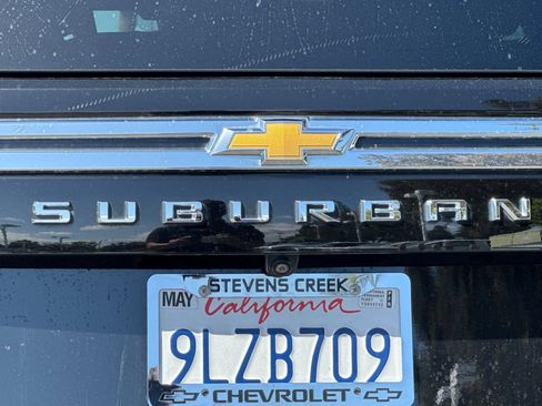 Used 2024 Chevrolet Suburban LT image 50