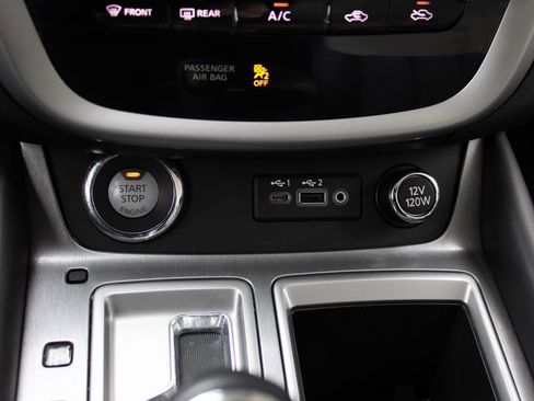 Used 2020 Nissan Murano SL image 40