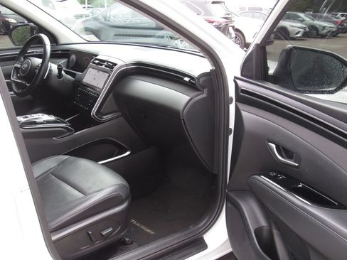 Used 2022 Hyundai Tucson Limited AWD/4WD image 18