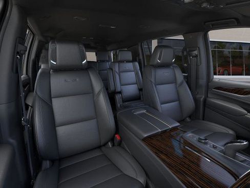 New 2022 Cadillac Escalade ESV Luxury image 16