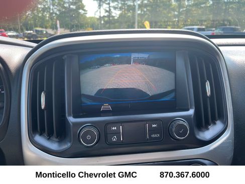 Used 2022 Chevrolet Colorado LT w/ Fleet Safety Package RWD image 24