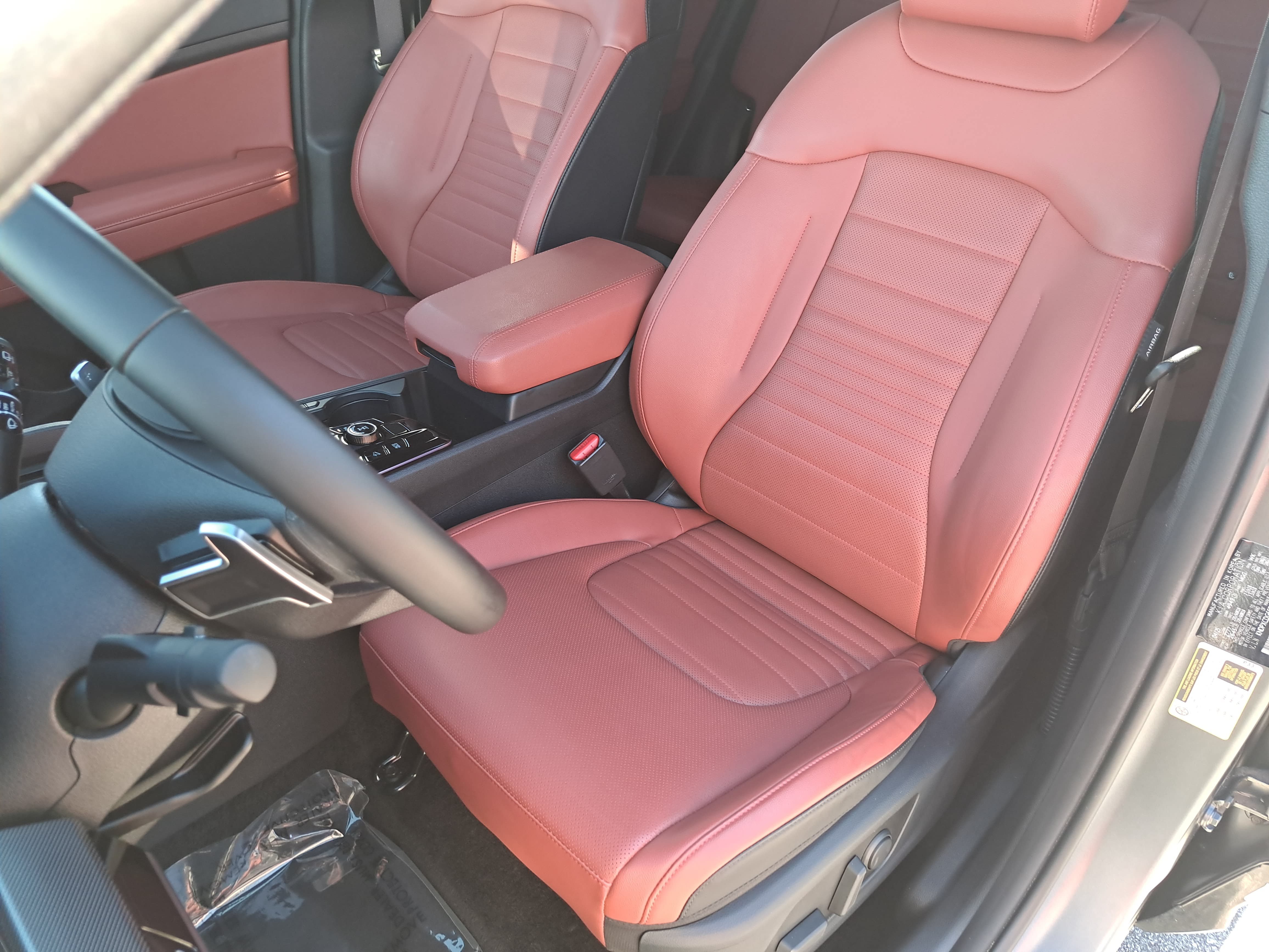 Used 2025 Kia Sportage SX Prestige AWD/4WD image 16