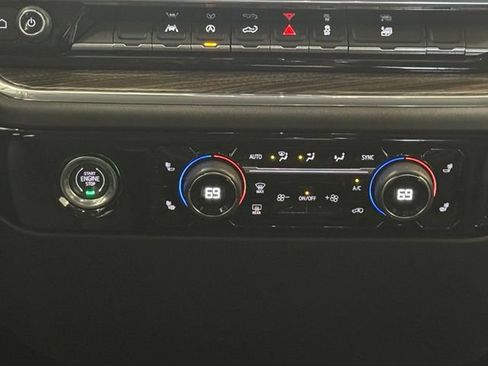 Certified 2023 Chevrolet Silverado 1500 LT AWD/4WD image 16