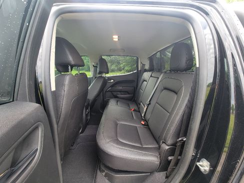 Used 2019 Chevrolet Colorado ZR2 w/ ZR2 Midnight Special Edition AWD/4WD image 27