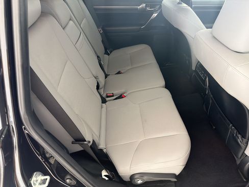 Used 2023 Lexus GX 460 w/ Black Line Special Edition AWD/4WD image 30