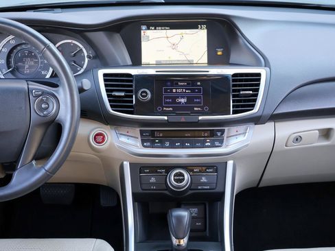 Used 2013 Honda Accord EX-L image 17