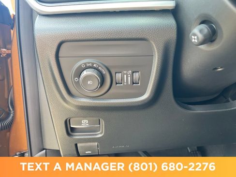 New 2026 Jeep Grand Cherokee Limited w/ Luxury Tech Group II AWD/4WD image 22