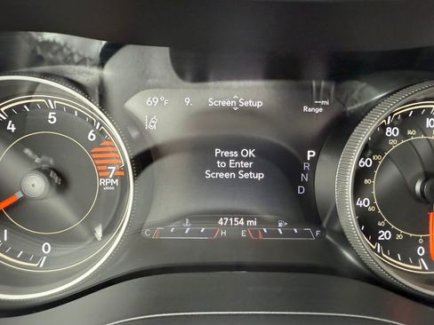 Used 2023 Jeep Cherokee Altitude Lux image 14