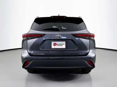 Certified 2025 Toyota Highlander LE AWD/4WD image 6