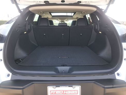 Certified 2025 Nissan Murano SL image 13