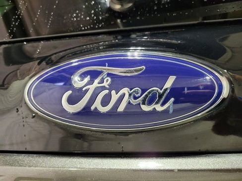 Used 2017 Ford Explorer XLT w/ Equipment Group 202A image 63