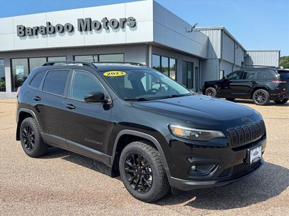 Used 2023 Jeep Cherokee Altitude Lux