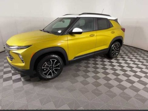 New 2025 Chevrolet TrailBlazer ACTIV w/ Convenience Package AWD/4WD image 9